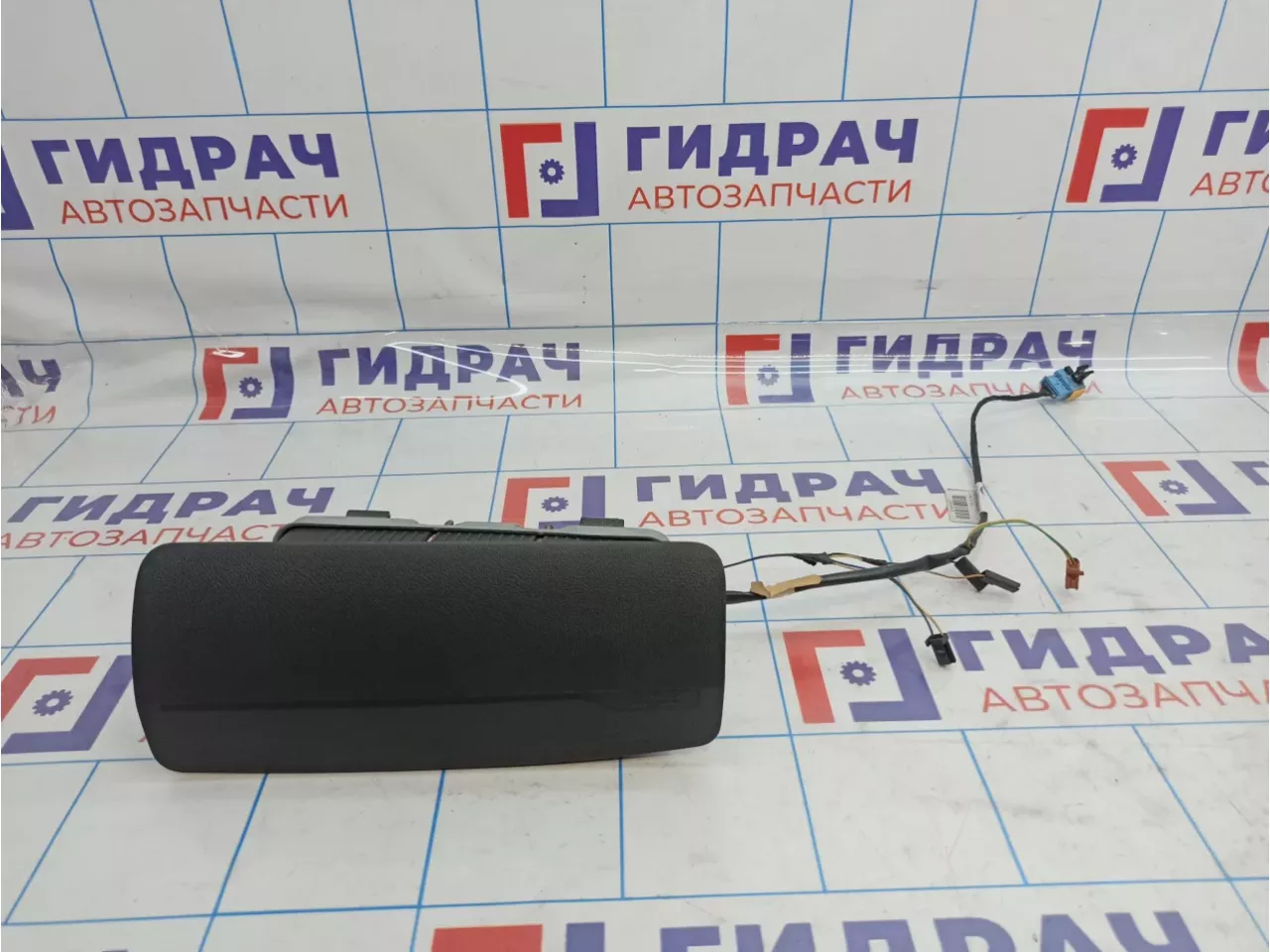 Подушка безопасности пассажирская Nissan Almera (G15) 98515-4AA0A